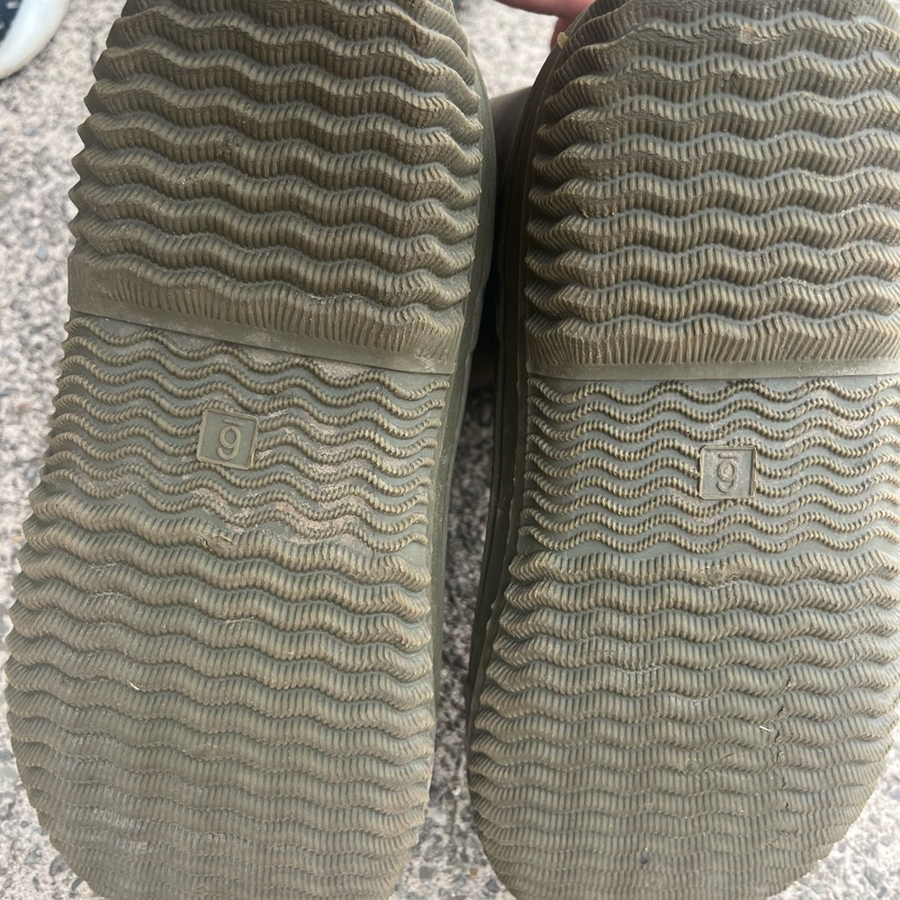 Western Chief Kids' Green Camo Boots Big kids Size 6 (Rain or Snow) - Picture 7 of 7